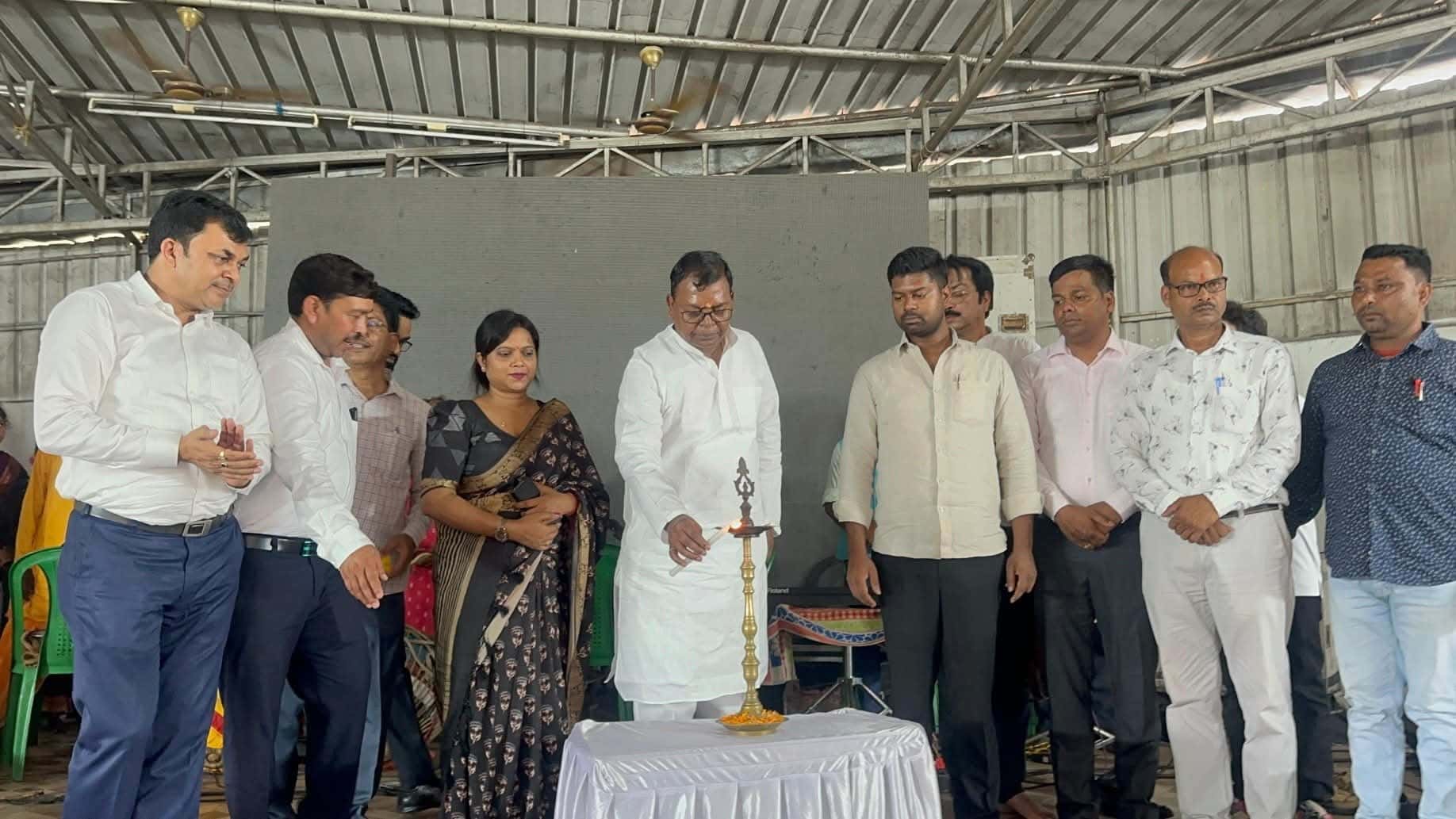 रोशन पाथवे टू डिग्निटी फाउंडेशन, रामगढ़ द्वारा मेधावी विद्यार्थी सम्मान समारोह एवं करियर काउंसलिंग कार्यक्रम का हुआ भव्य आयोजन 