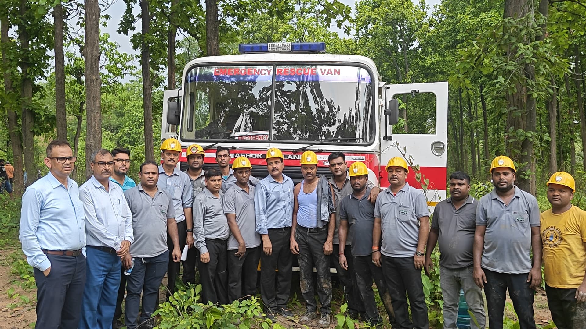 रामगढ़ में  सीसीएल के अरगड्डा प्रक्षेत्र में अवैध कोयला खदान में दम घुटने से चार मजदूरों की मौत - header image
