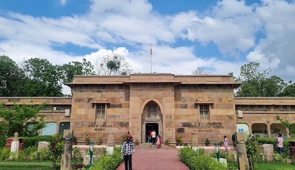 यूनेस्को की विश्व धरोहर सूची में यूपी का एक और एतिहासिक स्थल, बौद्ध धर्म से जुड़े सारनाथ को मिली जगह - image 2